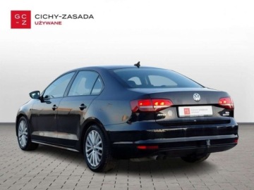 Volkswagen Jetta VI Sedan Facelifting 2.0 TDI 110KM 2016 Volkswagen Jetta Comfortline 2,0 TDI 110km Salon PL Serwis ASO FV-Mar, zdjęcie 2
