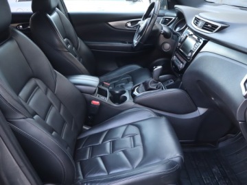 Nissan Qashqai II Crossover Facelifting 1.7 dCi 150KM 2019 Nissan Qashqai 1.7 dCi, Salon Polska, Serwis ASO, zdjęcie 8