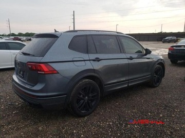 Volkswagen Tiguan II 2022 Volkswagen Tiguan 2022 r., 2,0 L SE R-LINE BLACK 2.0 Benzyna 184KM, zdjęcie 5