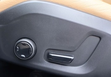 Volvo S90 II Sedan 2.0 D5 235KM 2017 Volvo S90 D5 240KM AWD Momentum Salon POLSKA I Wlasciciel Serwis ASO Poles, zdjęcie 17