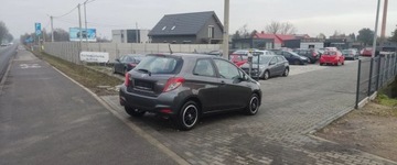 Toyota Yaris III Hatchback 5d 1.0 VVT-i 69KM 2013 Toyota Yaris 1.O BENZ ,bezwypadek,jeden wlasciciel ,kupiony w aso toyota, zdjęcie 4