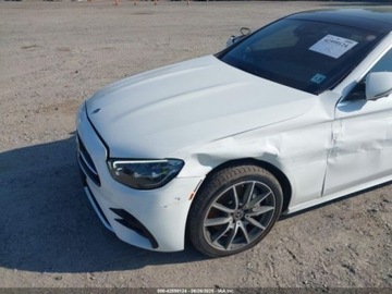 Mercedes Klasa E W213 2021 Mercedes-Benz Klasa E E350 4matic 2.0 Benzyna 255KM, zdjęcie 4