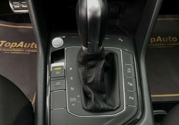 Volkswagen Tiguan II SUV 2.0 TDI 150KM 2019 Volkswagen Tiguan 2.0 TDI IQ.DRIVE 150KM DSG navi bezwypadkowy kamera, zdjęcie 31