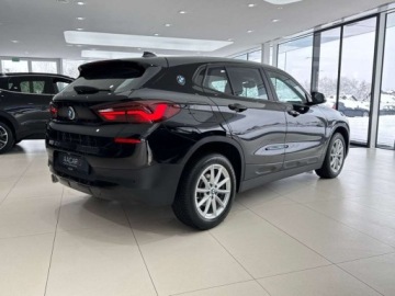 BMW X2 F39 2022 BMW X2 sDrive18i Advantage Kamera cofania Nawigacja Podgrzewane fotele, zdjęcie 3