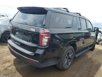 Chevrolet Suburban GMT900 2022 Chevrolet Suburban 2022 CHEVROLET SUBURBAN K1500 Z71 5.3 Benzyna 355KM, zdjęcie 3