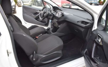Peugeot 208 I Hatchback 5d Facelifting 1.6 BlueHDi 75KM 2018 Peugeot 208 Peugeot 208 1.6 BlueHDI Tablet, Klima 1.6 Diesel 75KM, zdjęcie 9