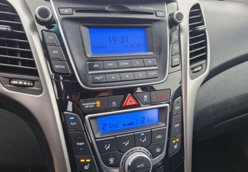 Hyundai i30 II Wagon 1.4 CVVT 100KM 2013 Hyundai i30 1.4OryginalGrzaneFotele Czujniki Parkowania Led 1.4 99KM, zdjęcie 19