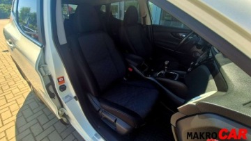 Nissan Qashqai II Crossover 1.6 DIG-T 163KM 2016 Nissan Qashqai Salon PLNawigacja Kamery 360 PanoramaNawwigacja 1.6, zdjęcie 12
