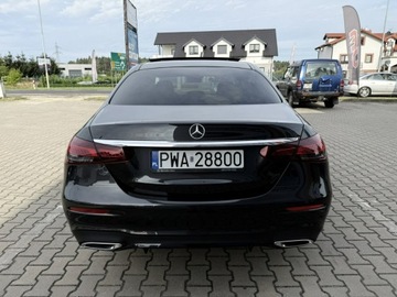 Mercedes Klasa E W213 Limuzyna Facelifting 2.9 E400d 330KM 2021 Mercedes E 400 3,0 Diesel*AMG-Line*, zdjęcie 8