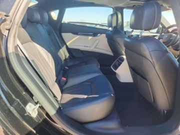 Maserati Quattroporte II 3.8 V8 530KM 2017 Maserati Quattroporte 2017r., Gts, 3.8L, od ubezpieczalni 3.8 Benzyna 530KM, zdjęcie 8