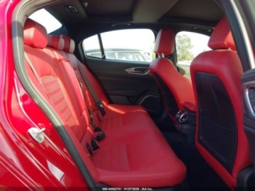 Alfa Romeo Giulia II Sedan Facelifting 2.0 Turbo 280KM 2023 Alfa Romeo Giulia Veloce 2023 2.0 Benzyna 280KM, zdjęcie 12