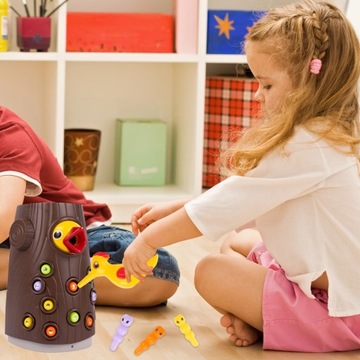 GRA MAGNETYCZNA ZRĘCZNOŚCIOWA NAKARM DZIĘCIOŁA ZŁAP ROBACZKA MONTESSORI
