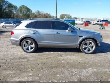 Bentley Bentayga 2018 Bentley Bentayga Black Edition, 2018r., 4x4, 6.0L 6.0 Benzyna 600KM, zdjęcie 4