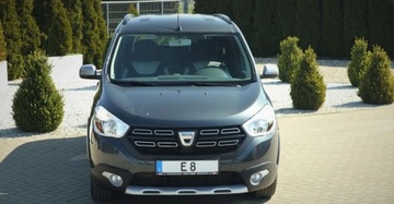 Dacia Lodgy Minivan Facelifting 1.3 TCe 130KM 2021 Dacia Lodgy (nr.113) Dacia Lodgy TCe 130 GPF (7-Sitzer) Stepway 1.3 Benzyna, zdjęcie 8