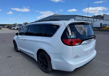 Chrysler Pacifica II 3.6 V6 291KM 2017 Chrysler Pacifica 2017 Chrysler Pacifica Touring L - w POLSCE po oplatach, zdjęcie 2