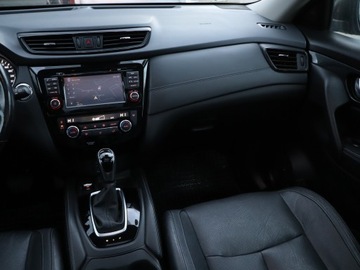 Nissan X-Trail III Terenowy 2.0 dCi 177KM 2017 Nissan X-Trail 2.0 dCi, Salon Polska, Serwis ASO, zdjęcie 7