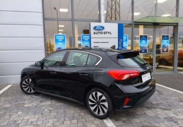Ford Focus III Sedan Facelifting 1.0 EcoBoost 100KM 2018 Ford Focus Ford Focus 1.0 EcoBoost Titanium Benzyna 100KM, zdjęcie 2