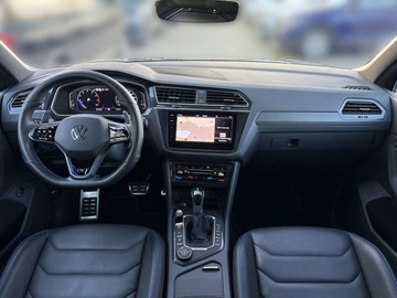 Volkswagen Tiguan II SUV R 2.0 TSI 320KM 2022 Volkswagen Tiguan R 4Motion DCC ACC Kamery 360 HarmanKardon Panorama Faktu, zdjęcie 11