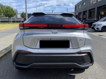 Toyota C-HR II SUV 1.8 Hybrid 140KM 2025 Od ręki - Style 1.8 Hybrid 140KM | Podgrzewane fotele!, zdjęcie 4