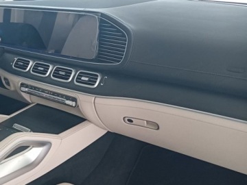 Mercedes GLE V167 SUV Facelifting 2.0 300d 269KM 2026 MERCEDES-BENZ GLE 300 d 4-Matic AMG Line 2.0 (269KM) 2026, zdjęcie 6