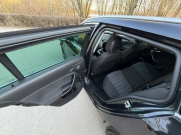 Opel Insignia I Sports Tourer 2.0 CDTI ECOTEC 160KM 2010 Opel Insignia Cosmo Sport Tour 2.0 CDTI 160KM Navi, zdjęcie 19