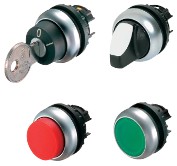 M22-KC10 Styk 1Z установлен на задней стенке