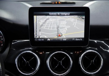 Mercedes CLA C117 Shooting Brake Facelifting 1.6 180 122KM 2018 Mercedes-Benz CLA 1.6 benzyna _ 122 KM _ 1.6 Benzyna 122KM, zdjęcie 20