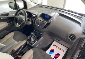 Ford Tourneo Courier I Mikrovan 1.5 TDCi 95KM 2017 Ford Tourneo Courier Ford Tourneo Courier 1.5 TDCi SampS Titanium 1.5, zdjęcie 18