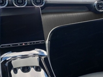 Mercedes GLC C254/X254 Coupe 2.0 220d 197KM 2026 MERCEDES-BENZ GLC 220 d 4-Matic AMG Line 2.0(197KM) 2026, zdjęcie 10