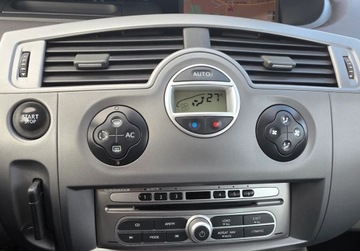 Renault Scenic II 2.0 i 16V 136KM 2008 Renault Scenic 2.0BenzynaLPGbogata wersjadoskonaly stan techniczny 2.0, zdjęcie 21