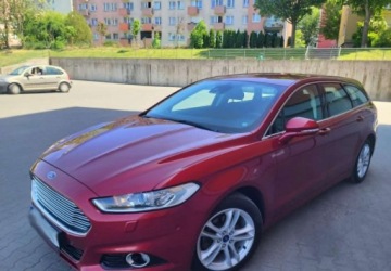 Ford Mondeo V Kombi 2.0 TDCi 150KM 2015 Ford Mondeo Ford Mondeo 2.0 TDCi STart-Stopp Titanium 2.0 Diesel 150KM, zdjęcie 16
