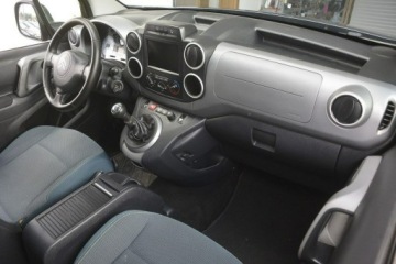 Citroen Berlingo II Van Facelifting 2015 1.6 BlueHDi 100KM 2017 Citroen Berlingo 1.6 HDI kamera cofania Car Play, zdjęcie 18