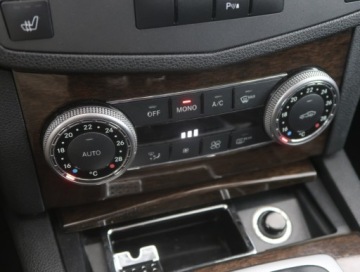 Mercedes Klasa C W204 Kombi T204 2.2 220CDI BlueEfficiency 170KM 2009 Mercedes C C 220 CDI, 167 KM, Automat, Navi, zdjęcie 15