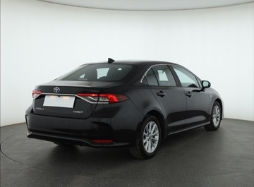 Toyota Corolla XII Sedan 1.8 Hybrid 122KM 2022 Toyota Corolla 1.8 Hybrid, Salon Polska, zdjęcie 4