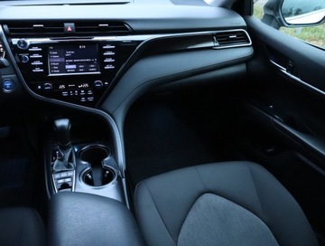 Toyota Camry IX Sedan 2.5 Hybrid Dynamic Force 218KM 2019 Toyota Camry 2.5 Hybrid, Salon Polska, zdjęcie 7