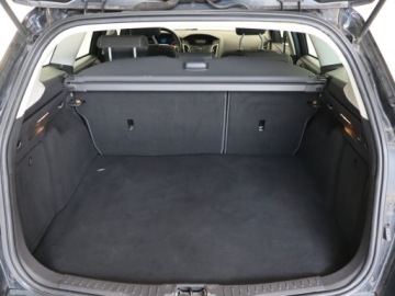 Ford Focus III Kombi 1.6 Duratec 105KM 2012 Ford Focus 1.6 i, Klima, Podgrzewane siedzienia, zdjęcie 13