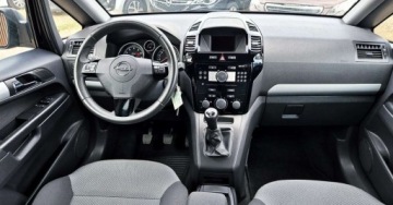 Opel Zafira B 1.8 ECOTEC 140KM 2011 Opel Zafira BENZYNA niski przebieg 7 FOTELI 2x PDC okazja polecamy, zdjęcie 31