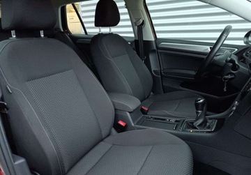 Volkswagen Golf VII Hatchback 3d Facelifting 1.5 TSI BMT 130KM 2019 Volkswagen Golf 1.5 TSI 130KM Trendline SalonPL Serwisowany Iwl. Vat-Marza, zdjęcie 29