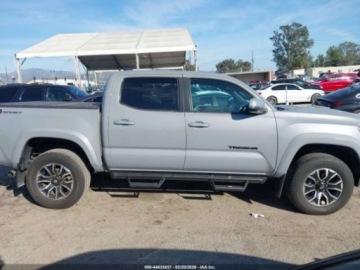 Toyota Tacoma II 2021 Toyota Tacoma Trd Sport 2021 3.5 Benzyna 278KM, zdjęcie 6
