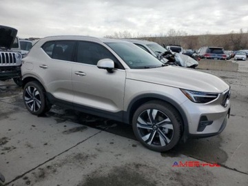 Volvo XC40 2024 Volvo XC 40 2024 r., 2,0L PLUS 2.0 Benzyna 247KM, zdjęcie 2