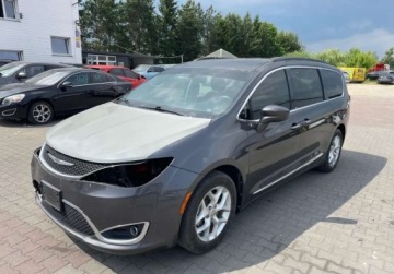 Chrysler Pacifica II 2017 Chrysler Pacifica 2017 Chrysler Pacifica - W POLSCE, po oplatach i akcyzie, zdjęcie 2