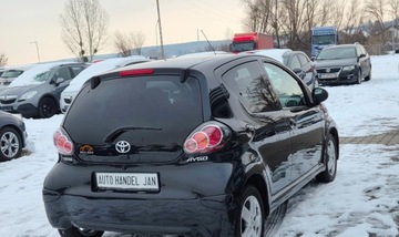 Toyota Aygo I Hatchback 5d Facelifting 1.0 VVT-i 68KM 2014 Toyota Aygo 1,0 Ben 68 km Benzyna 68KM, zdjęcie 2
