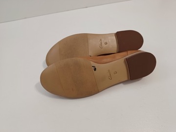 Mokasyny skórzane damskie marki Clarks Cushion Soft