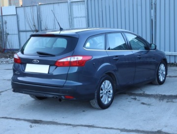 Ford Focus III Kombi 2.0 Duratorq TDCi DPF 140KM 2012 Ford Focus 2.0 TDCi, Klima, Klimatronic, Tempomat, zdjęcie 4