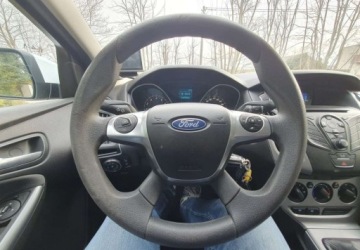 Ford Focus III Kombi 1.6 Duratec 105KM 2011 Ford Focus Ford Focus 1.6 TI-VCT Ambiente 1.6 Benzyna 105KM, zdjęcie 15