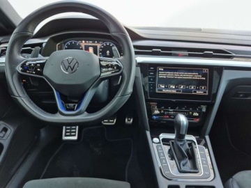 Volkswagen Arteon Shooting Brake R 2.0 TSI 320KM 2023 Volkswagen Arteon Shooting Brake R 320kmPanorama Grzana kanapa 2.0 320KM, zdjęcie 14