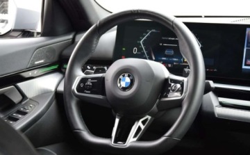 BMW Seria 5 G90-91 2023 BMW Seria 5 520i 190km M Pakiet Brooklyn Salon PL VAT23 Dostepny od reki, zdjęcie 16