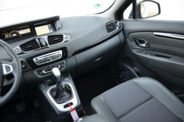 Renault Scenic III Van Facelifting 2.0 16v 140KM 2012 CZARNY ZAREJESTROWANY 2.0i 16V BOSE PANORAMA BI-XENON SKÓRA KAMERA NAVI, zdjęcie 29