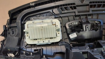 DESKA ROZDĚLOVAČE RENAULT FLUENCE