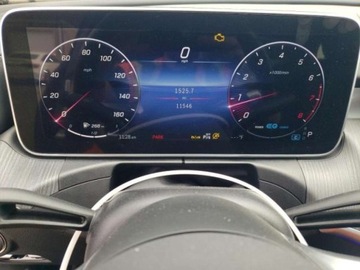 Mercedes Klasa C W206 2022 Mercedes-Benz Klasa C 2022, 2.0L, 4x4, od ubezpieczalni 2.0 Benzyna 255KM, zdjęcie 9
